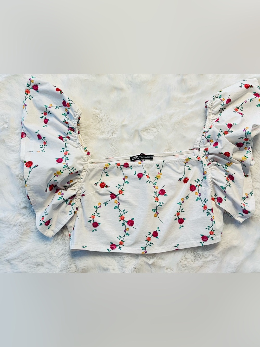Zara Semi Cropped Top